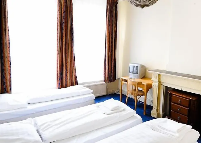 Hotel Amsterdam Inn Hotell 2*