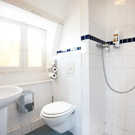 Hotel Amsterdam Inn Амстердам
