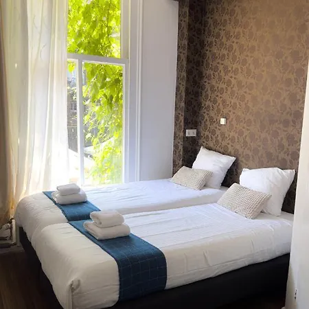 Hotel Amsterdam Inn Отель Амстердам