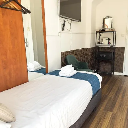 Отель Hotel Amsterdam Inn