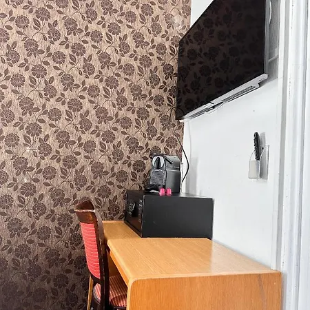 Отель Hotel Amsterdam Inn 2*