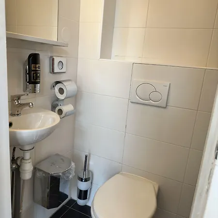 Hotel Amsterdam Inn Szálloda