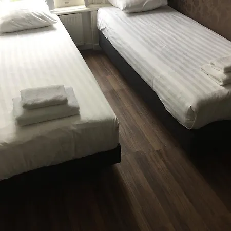Отель Hotel Amsterdam Inn 2*