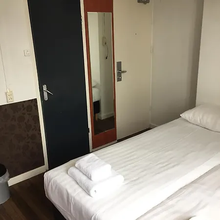 Hotel Amsterdam Inn Амстердам