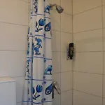 Hotel Amsterdam Inn מלון אמסטרדם