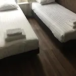 מלון Hotel Amsterdam Inn 2*