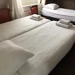 מלון Hotel Amsterdam Inn