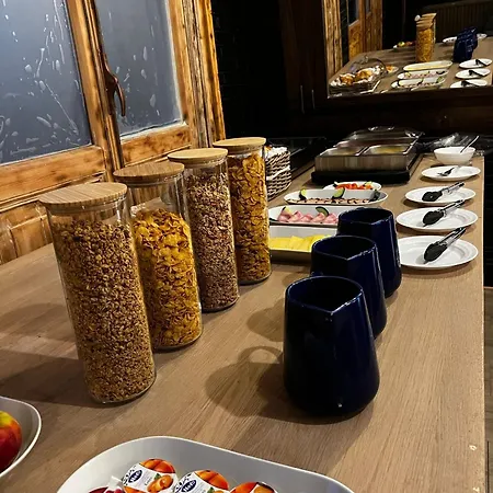 מלון Hotel Amsterdam Inn